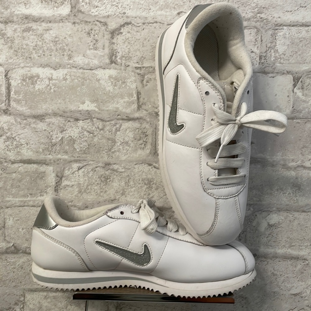 Nike woman’s 8.5